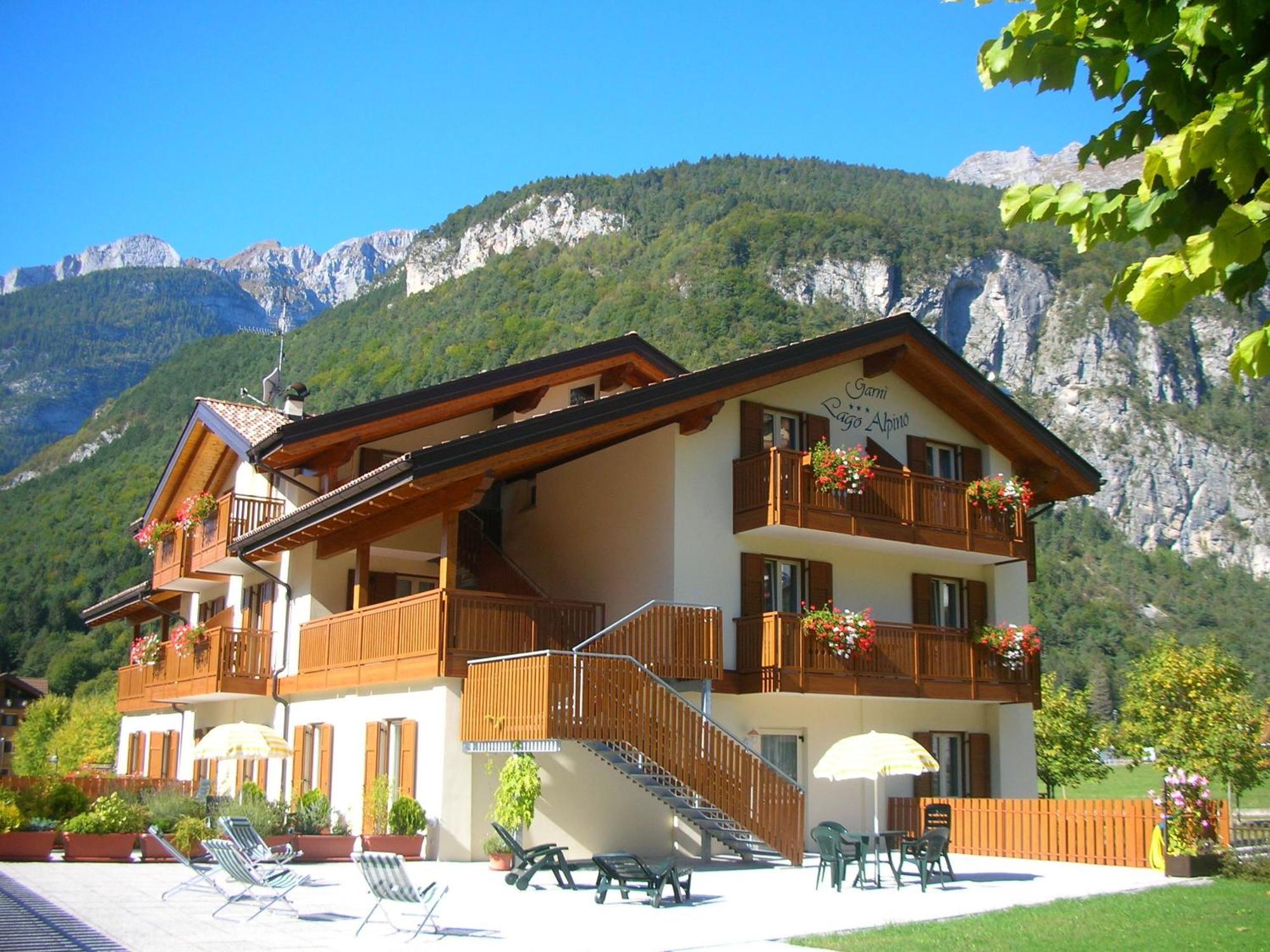Garni Lago Alpino Molveno Exterior foto